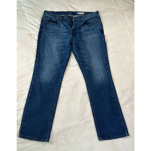 Cremieux Men's Blue Jeans, Size 38x32, Slim Fit
